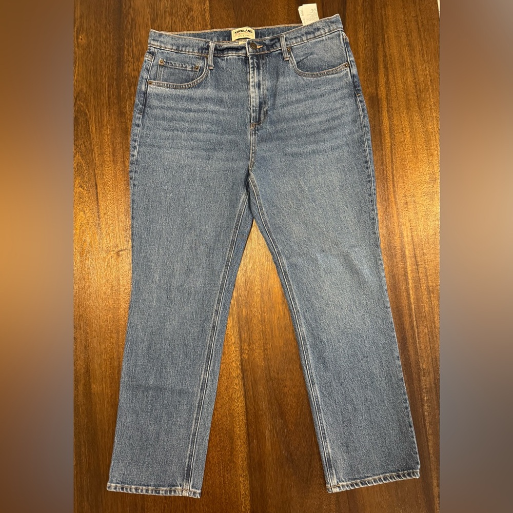 Kirkland Signature Women’s 12 High Rise Straight Fit Jeans Blue Denim Cotton